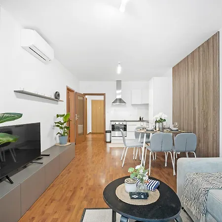 Jegeho Alej Lägenhet