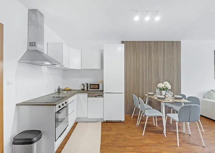 Jegeho Alej * Bratislava